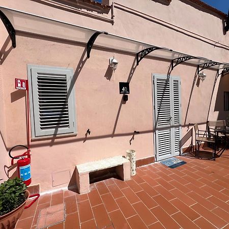 Home Cavour Prato Прато Экстерьер фото
