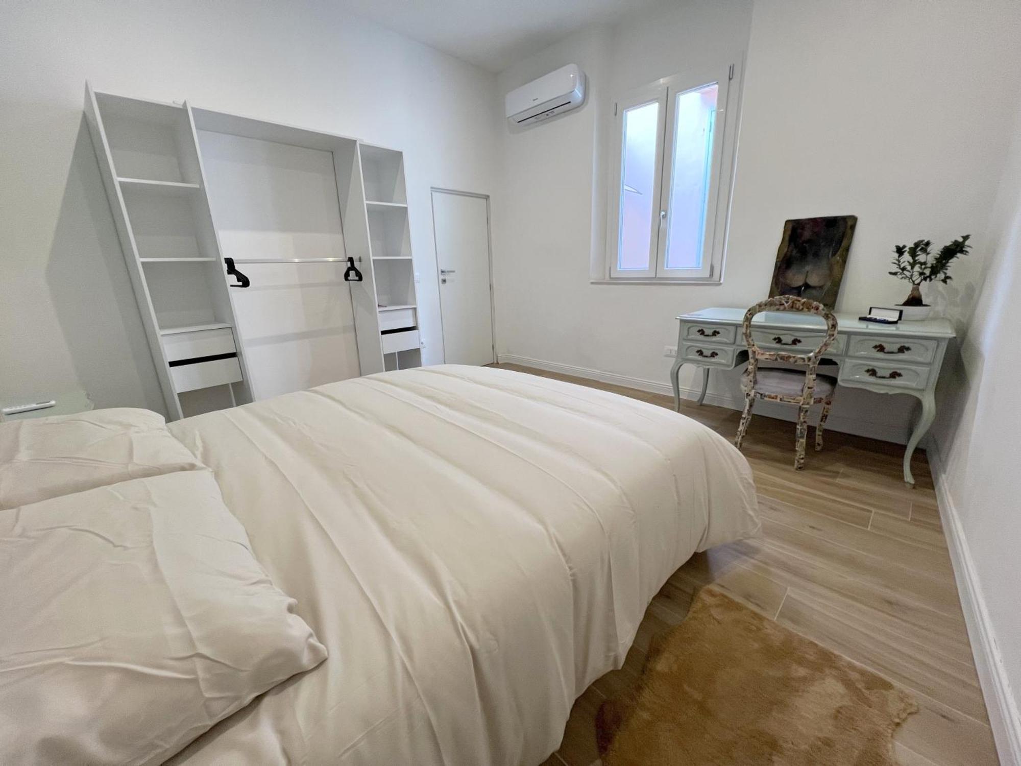 Home Cavour Prato Прато Экстерьер фото