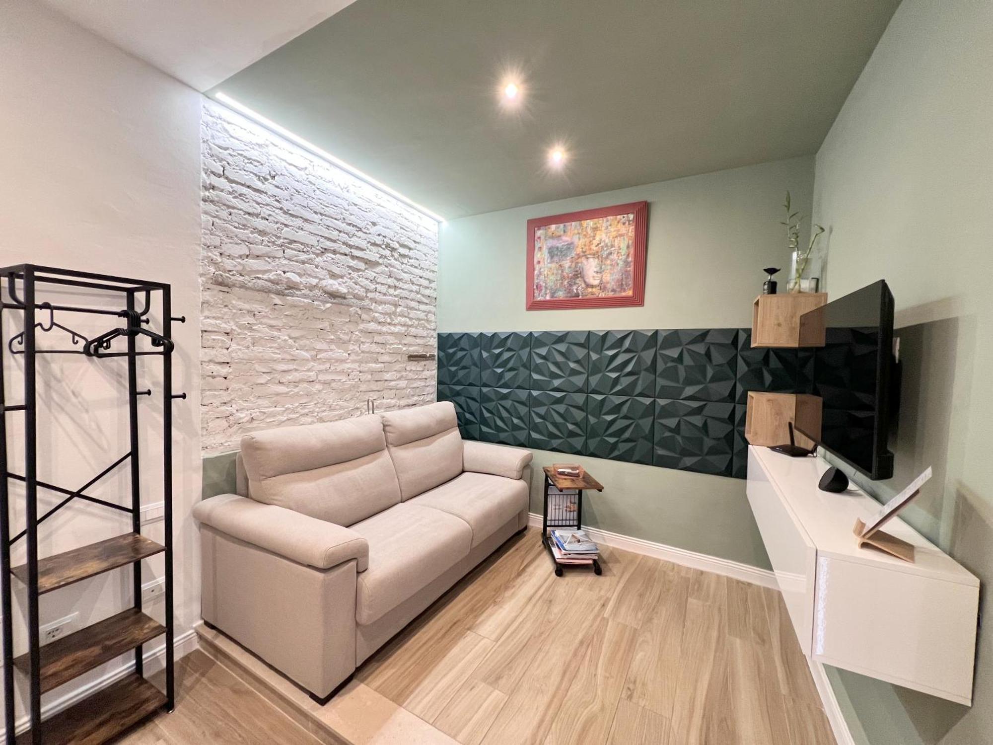 Home Cavour Prato Прато Экстерьер фото