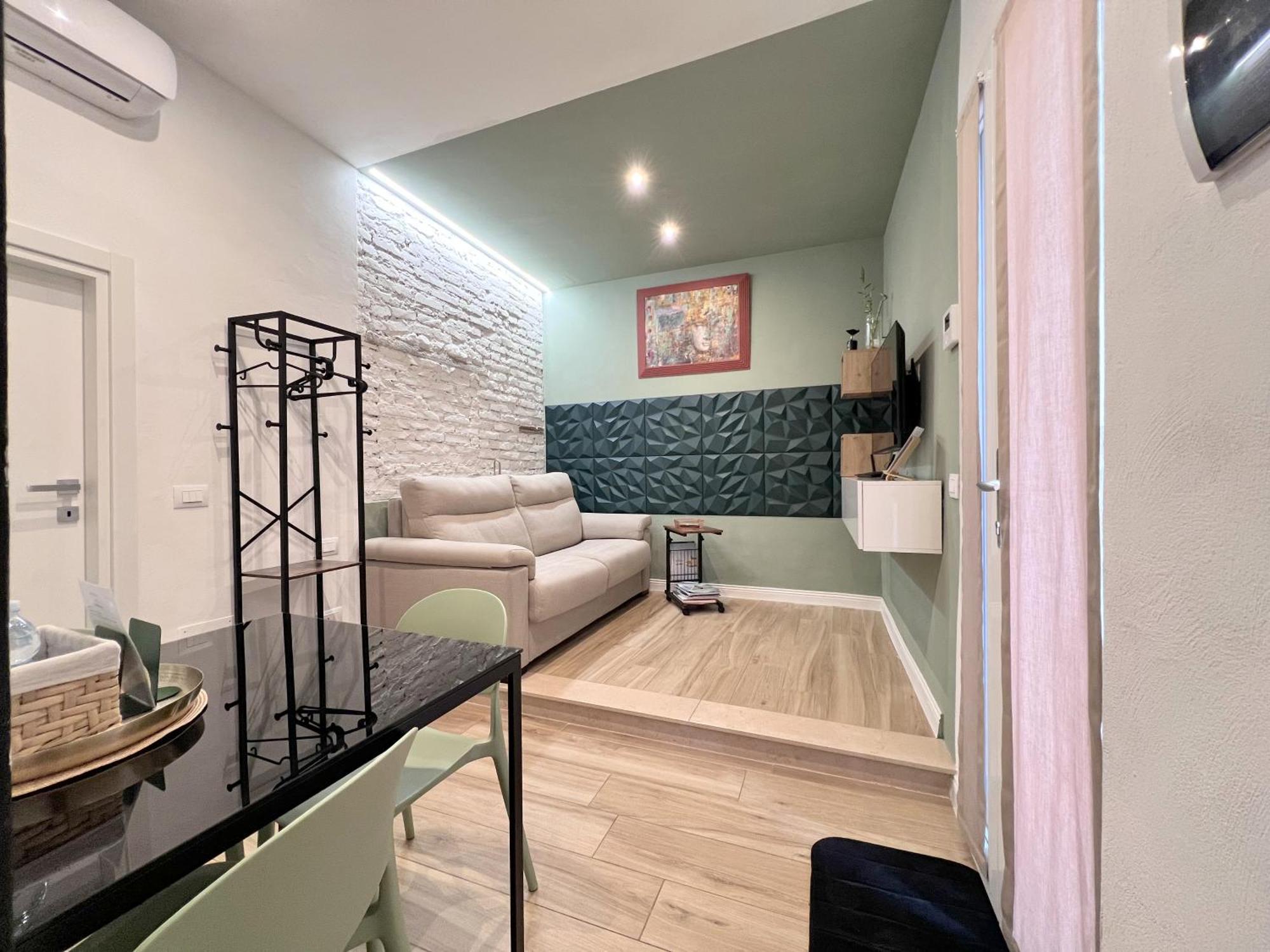 Home Cavour Prato Прато Экстерьер фото
