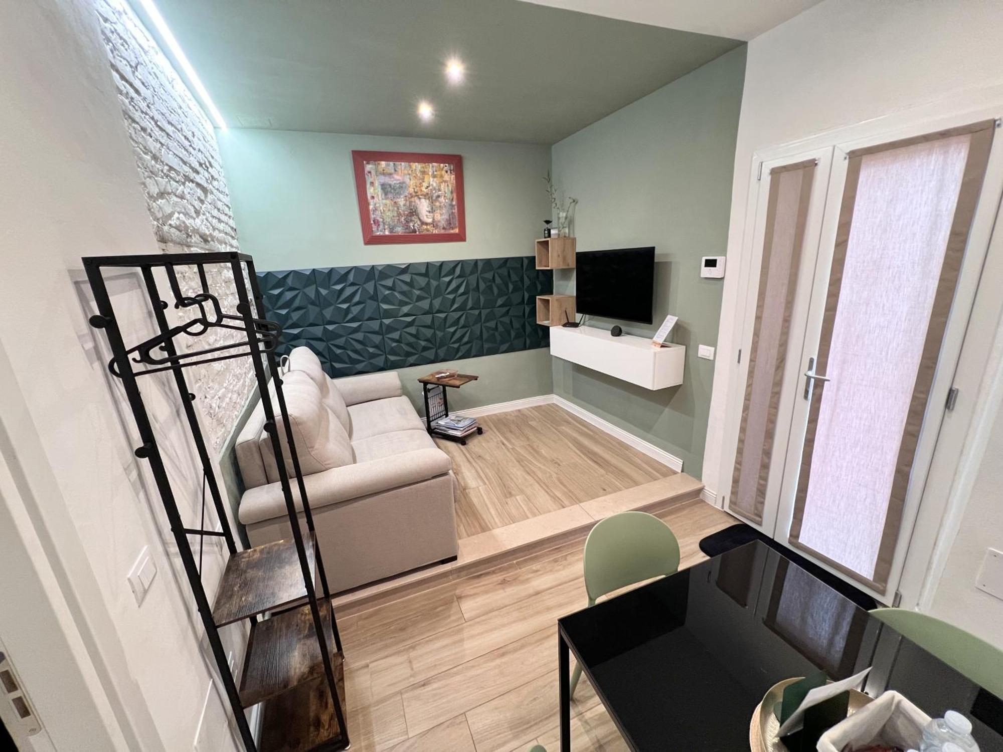 Home Cavour Prato Прато Экстерьер фото