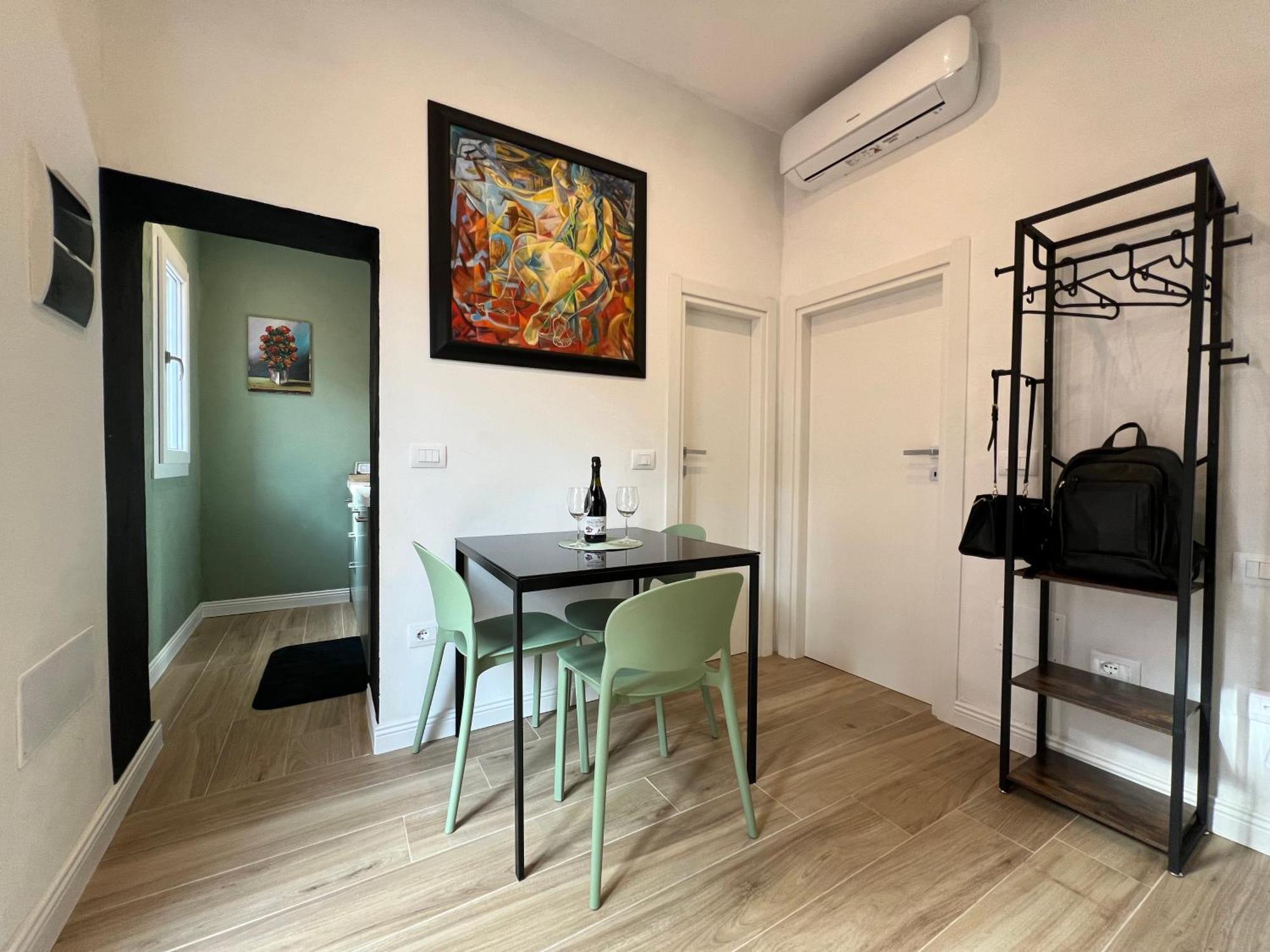 Home Cavour Prato Прато Экстерьер фото